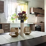 Apartma Vrbice Апартаменты *